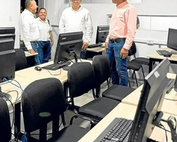 Municipio turístico de Caldas progresa puertas adentro, pero la vía sigue siendo el gran obstáculo
