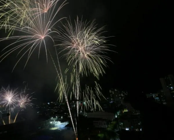 99 mil personas vieron los pirotécnicos en la Feria de Manizales, según Chec  