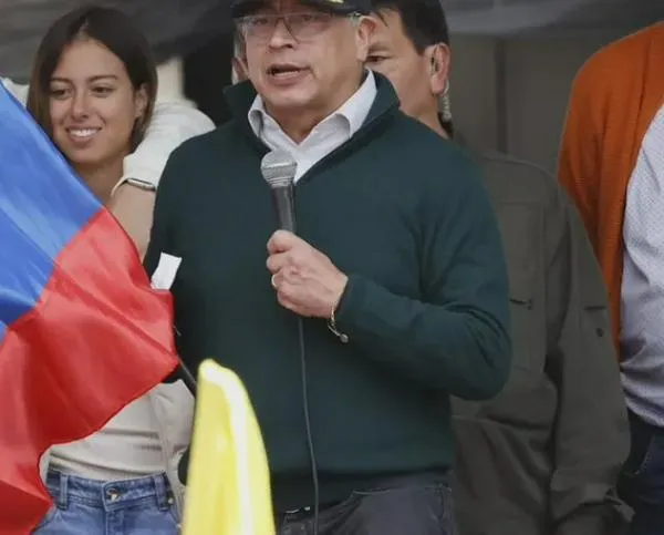 Expresidente de la Corte Constitucional presenta recurso para anular aumento del 23,7 % del salario mínimo