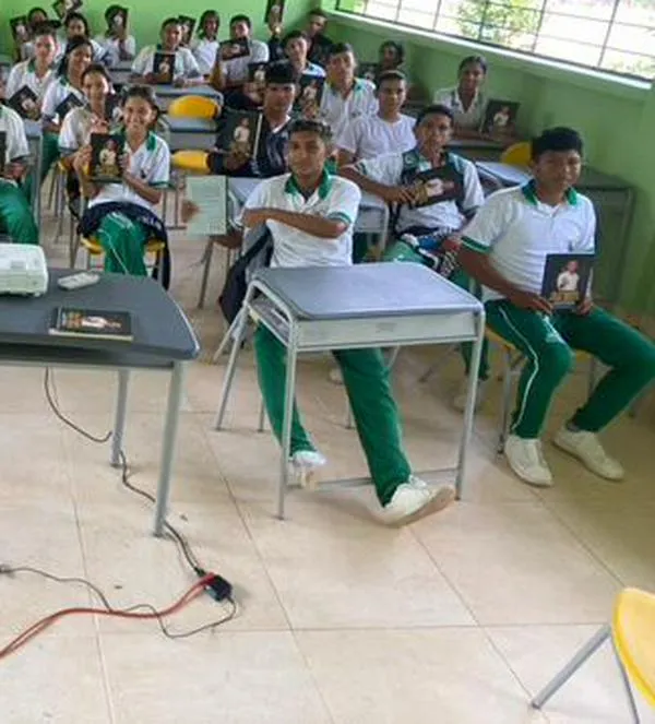 Joshue Castellanos, profesor colombiano, clasificó entre los 10 mejores del mundo 