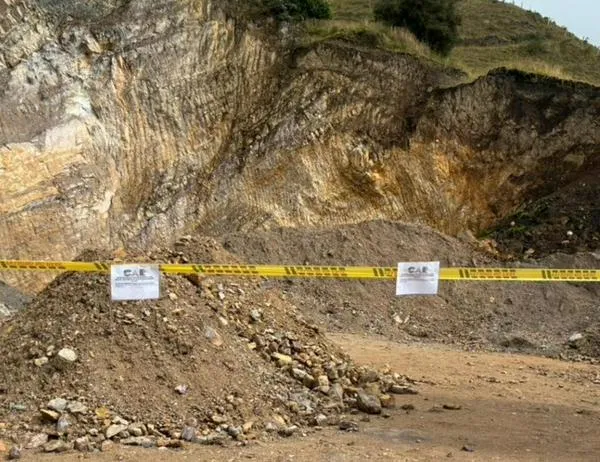 CAR pone freno a actividad minera a cielo abierto en cuenca alta del río Bogotá 
