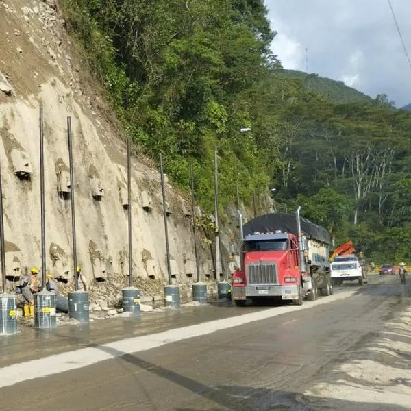 Camioneros en Colombia se irían a paro por incremento en costos para operar