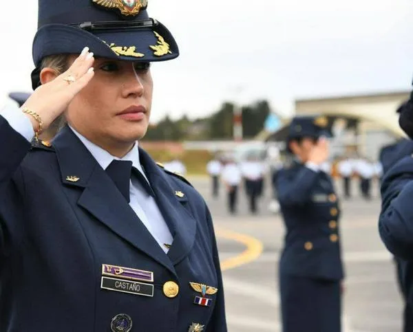 Caldense ascendió a mayor de la Fuerza Aeroespacial Colombiana: comenzó su carrera en el 2012