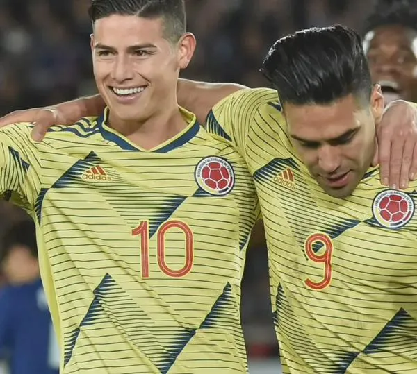 "Falcao García y James Rodríguez son los mejores jugadores de la historia de Colombia, van a la par"