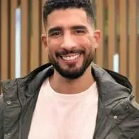 Video: Renzo, de 'La casa de los famosos', tuvo descuido con toalla en el baño