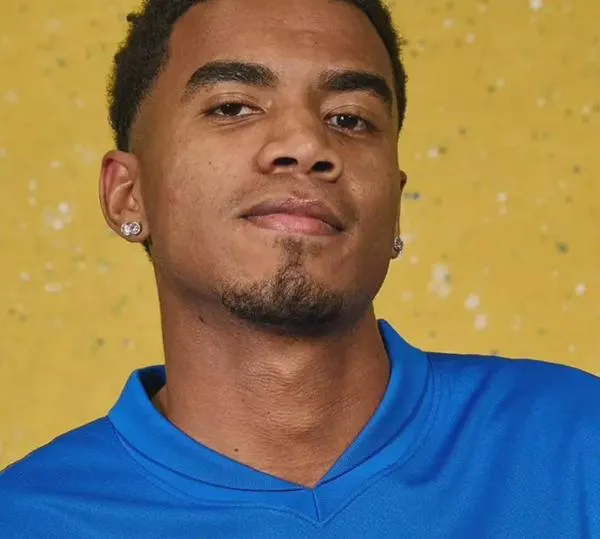 Jhon Solís tiene nuevo equipo en Inglaterra; así le dieron la bienvenida al colombiano