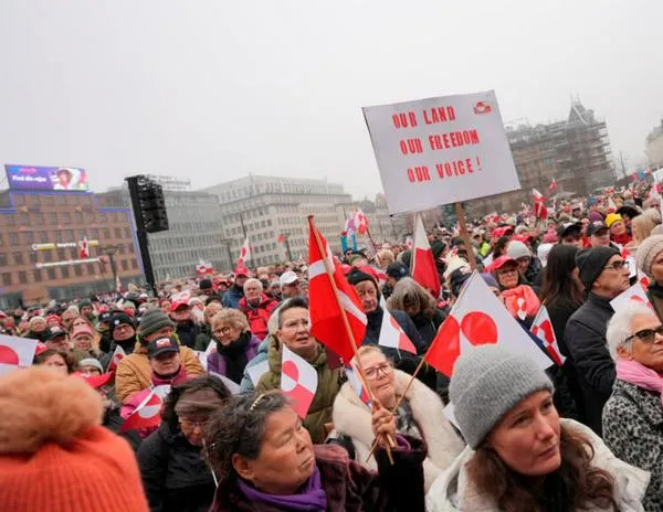 Dinamarca: protestas en Copenhague contra las pretensiones de EE. UU. sobre Groenlandia