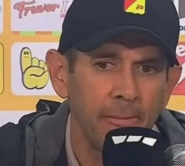Polémica de Arturo Reyes, tras caída de Pereira contra Llaneros; "le dañó el esmalte de las uñas"