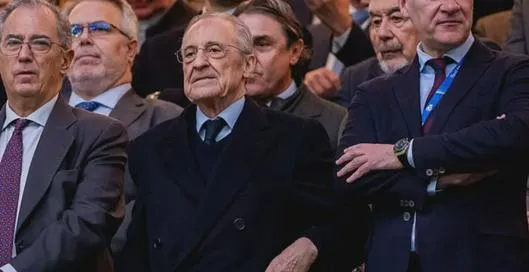 Férrea defensa a Florentino Pérez, tras los pitidos: "Son gente que no quiere al Real Madrid"