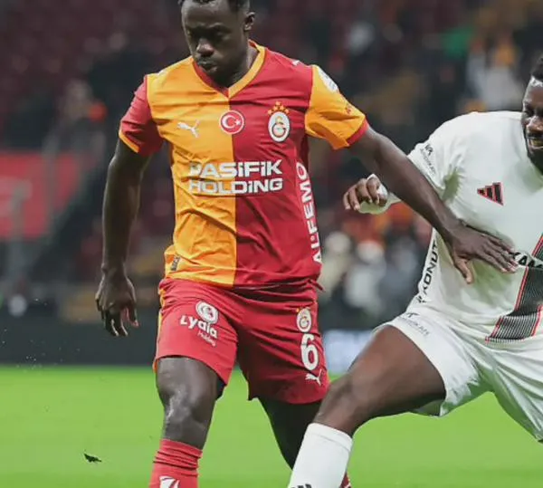 Dávinson Sánchez completó 100 partidos con Galatasaray, pero no celebró: 1-1 con Gaziantep