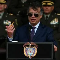 Gustavo Petro usó 10.000 millones de plata pública para salir de lista Clinton