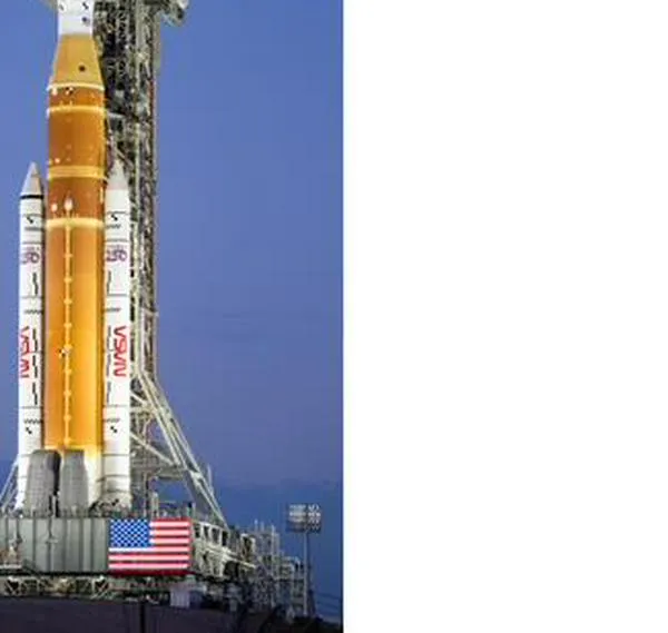 La NASA alista un cohete clave para Artemis II, su primer vuelo lunar tripulado en décadas