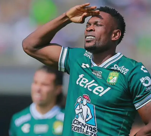 Díber Cambindo marcó su primer gol con León: fue contra Pumas y no perdonó a Keylor Navas