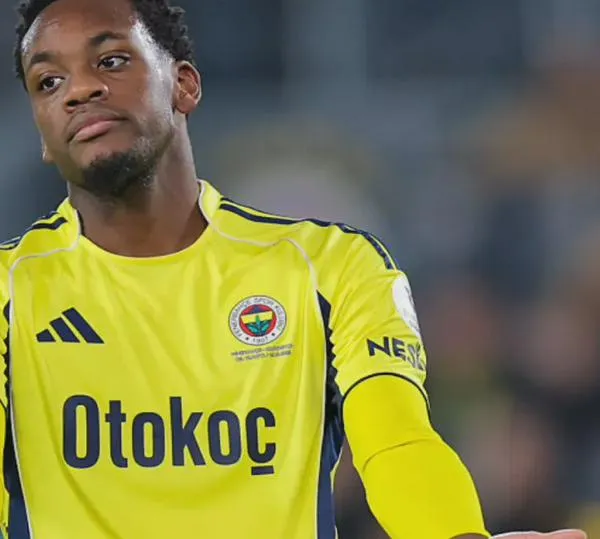 Jhon Durán, señalado como el consentido del Fenerbahçe: "Cuando el niño no juega, se enfada"