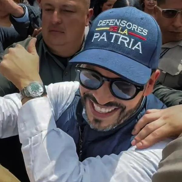 De la Espriella reacciona a encuesta que lo pone en segunda vuelta con Cepeda