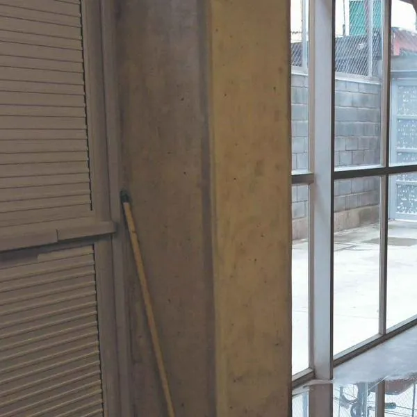 “Aún nos caen goteras en un coliseo de 10 mil millones de pesos”