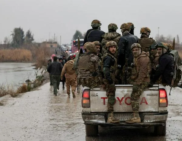 En Siria, el ejército se despliega en el norte y el este del país tras la retirada de las fuerzas kurdas