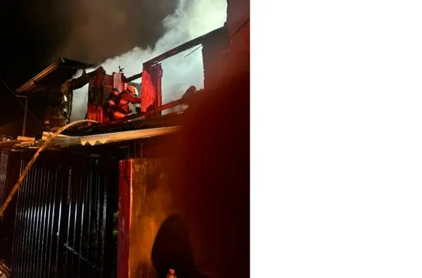 Incendio en Manizales: dos apartamentos y cinco habitantes resultan afectados por el fuego