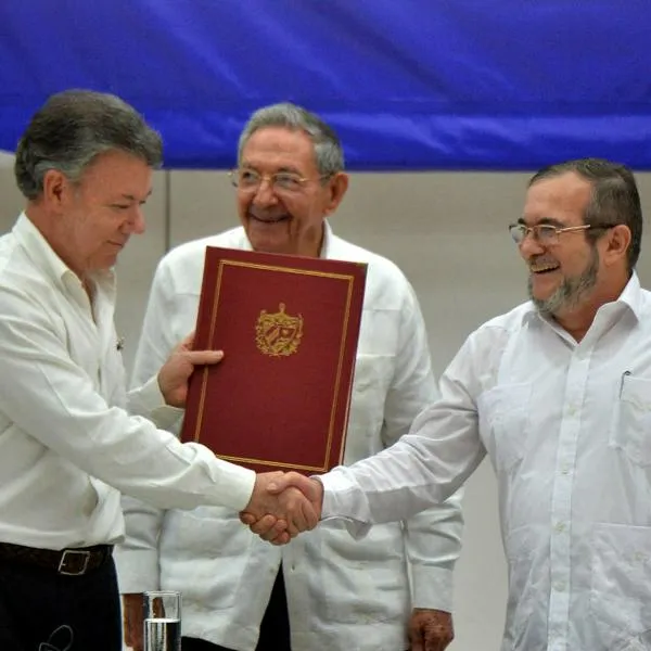 Farc dio dólares falsos a la SAE: Contraloría descubrió incumplimientos