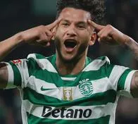 Luis Javier Suárez celebró en Champions League: gol con Sporting Lisboa contra PSG