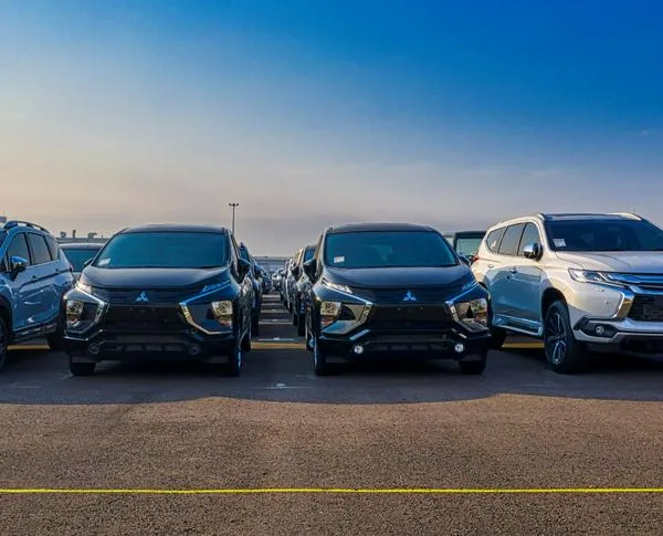 Dian investiga a más de 1.000 vehículos importados por diplomáticos