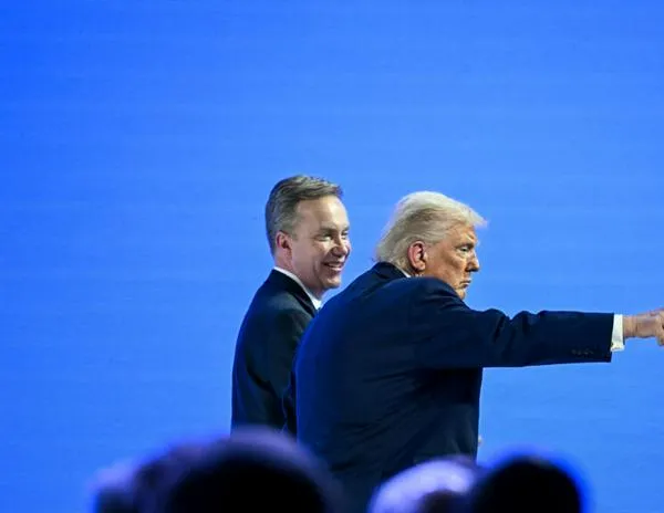 Trump sorprende con el anuncio de un "marco" de acuerdo sobre Groenlandia