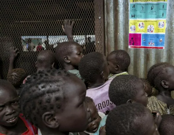 Sudán: 8 millones de niños sin ir a colegio por casi 500 días