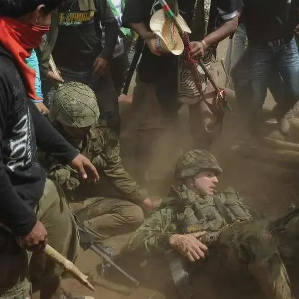 Aparece video del nuevo ministro de Igualdad agrediendo a militar en el Cauca