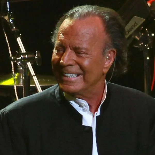 Julio Iglesias en contra de la Fiscalía de España y se defiende de acusaciones