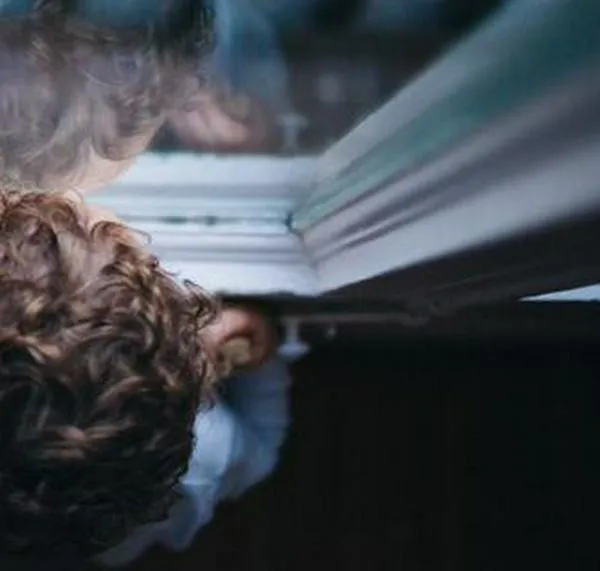 Hay alerta en Bogotá por casos de niños que dejan encerrados en casa