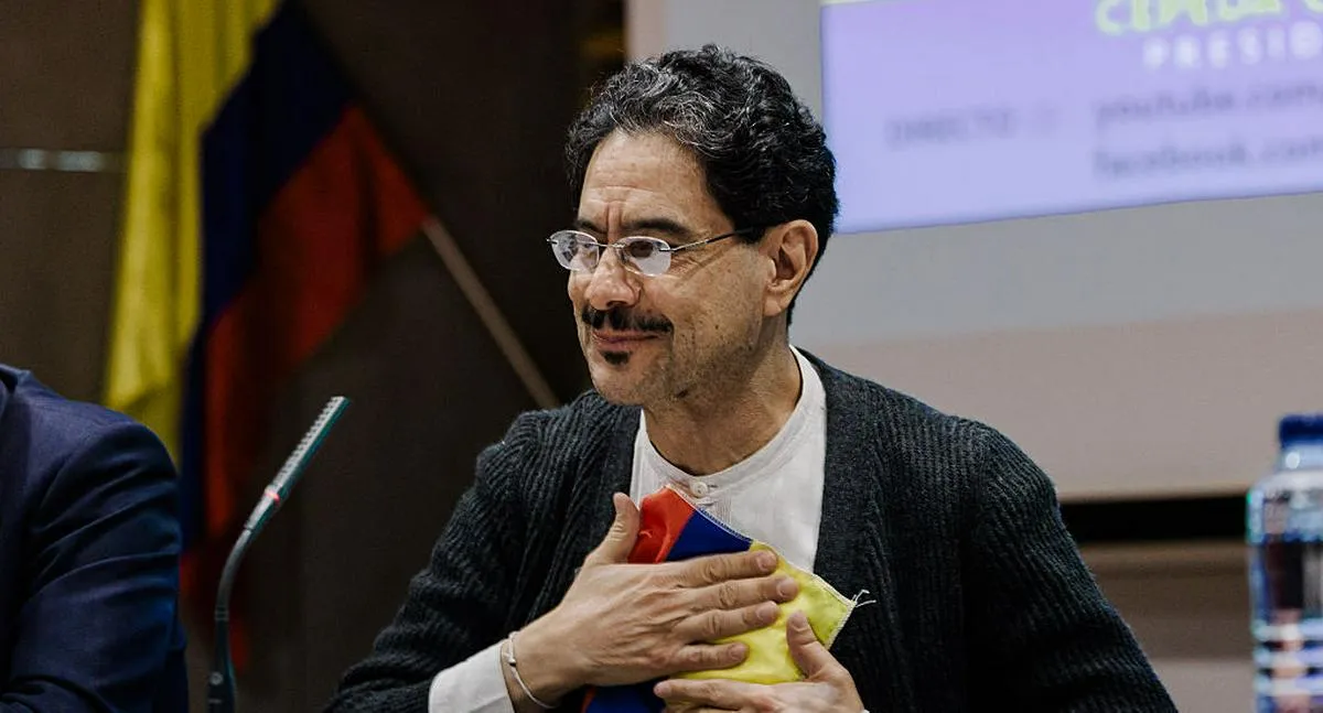 Investigación recursos de campaña de Iván Cepeda: Centro Democrático pide CNE