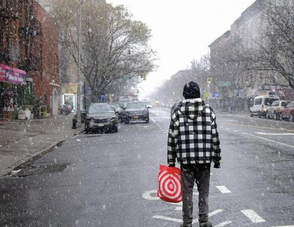Tormenta invernal en EE. UU. obliga a declarar estado de emergencia en 14 estados; Canadá, en alerta naranja
