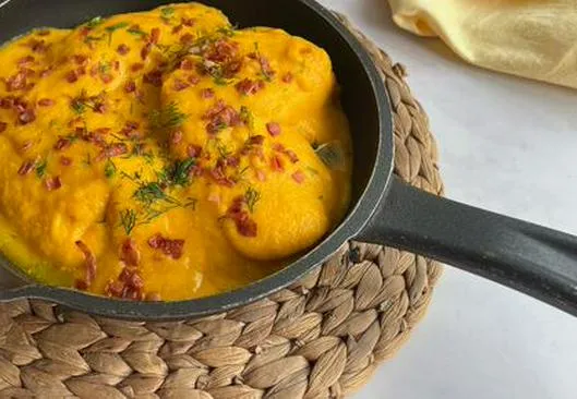 En 40 minutos prepara este pollo en salsa de zanahoria