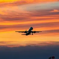 Por qué la ruta aérea entre Bogotá–Medellín es una de las más activas del mundo