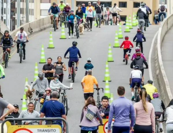 ¡La Ciclovía de Bogotá con mayor afluencia del año y superó récord histórico!: 2,4 millones de personas 