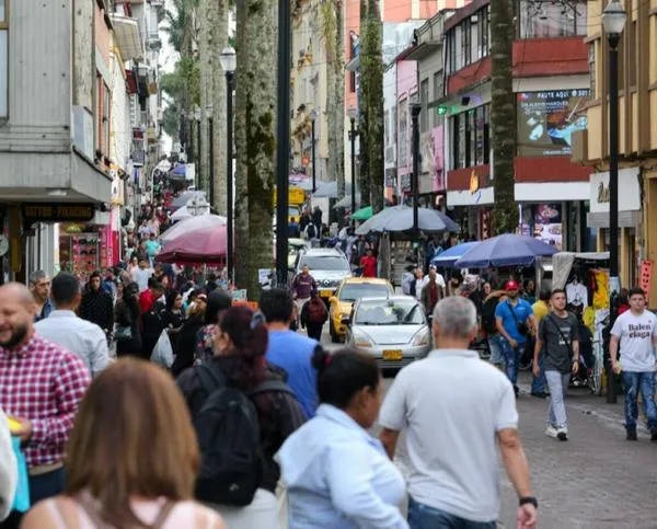 El alza del salario mínimo frena la contratación y sube los precios en Caldas: Cámara de Comercio de Manizales