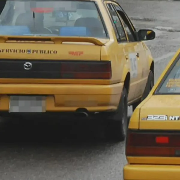 Taxistas de La Tebaida mantienen paro indefinido por altos costos de rodamiento