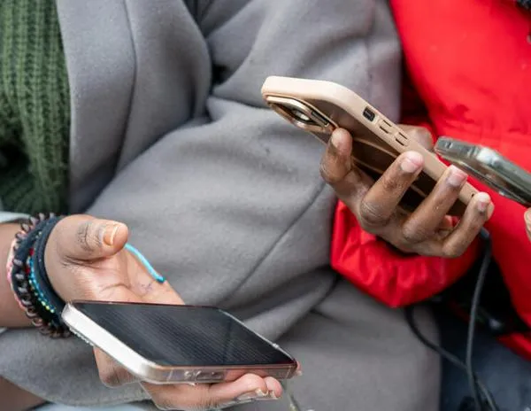 Francia: Diputados aprueban la prohibición de las redes sociales a menores de 15 años