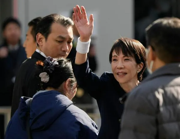 Japón: la primera ministra Sanae Takaichi cae en las encuestas al inicio de la campaña electoral