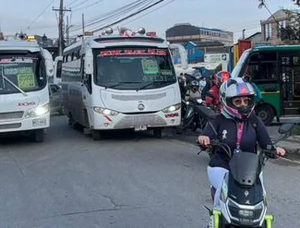 Bloqueos de conductores en la calle 13 afectaron ingreso a Bogotá