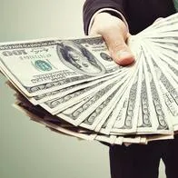 Dólar en Colombia cerró con un nuevo tropezón y especialistas dicen qué pasó hoy