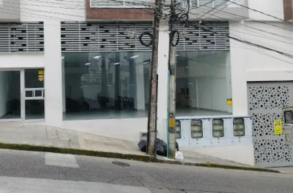 Pacientes de la Nueva EPS claman por sus medicamentos, mientras se pospone la entrega en Manizales