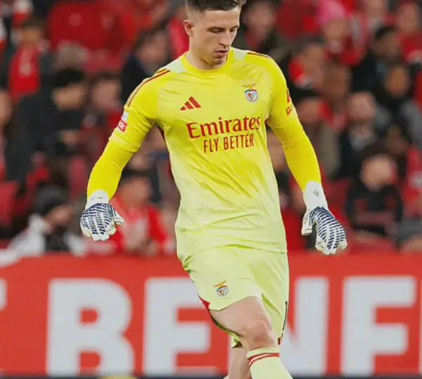 Arquero del Benfica anotó gol al último minuto y selló agónica clasificación contra Real Madrid