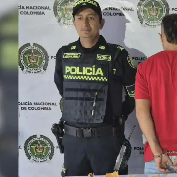 Lo cogieron con dos libras de marihuana