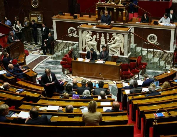 Francia: diputados aprueban ley para eliminar el "deber conyugal"