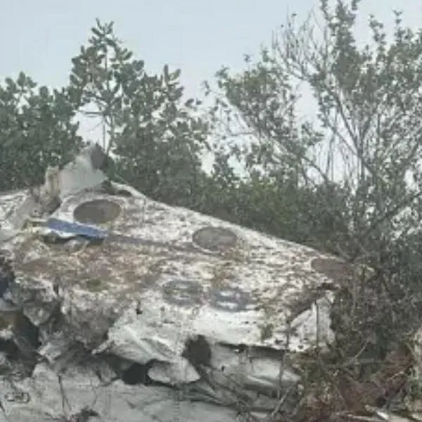 Autoridades descartaron fallas técnicas en el avión siniestrado de Satena: cinco equipos forenses analizarán los cuerpos
