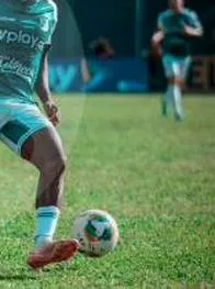 Águilas Doradas logró su primera victoria en el Cincuentenario con gol agónico de Frank Lozano 