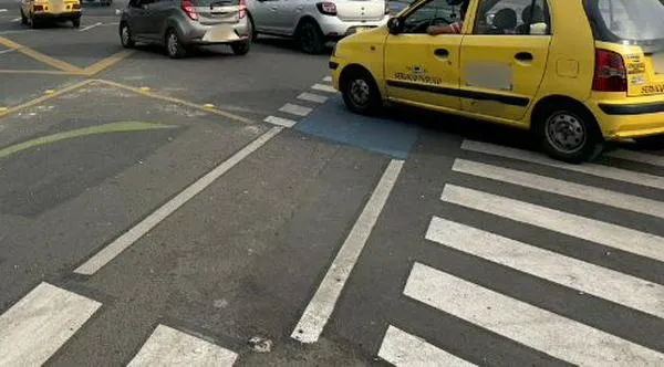 Alcalde de Cali ordena suspender instalación de taches en vías tras quejas ciudadanas