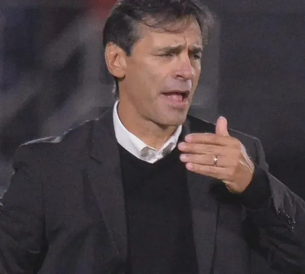 ¿Quién es y que títulos ha ganado Fabián Bustos, candidato para ser técnico de Millonarios?