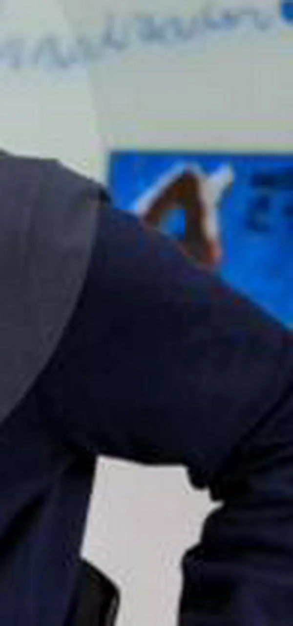 Gobernador de Antioquia, Andrés Julián Rendón, celebró freno a la emergencia económica